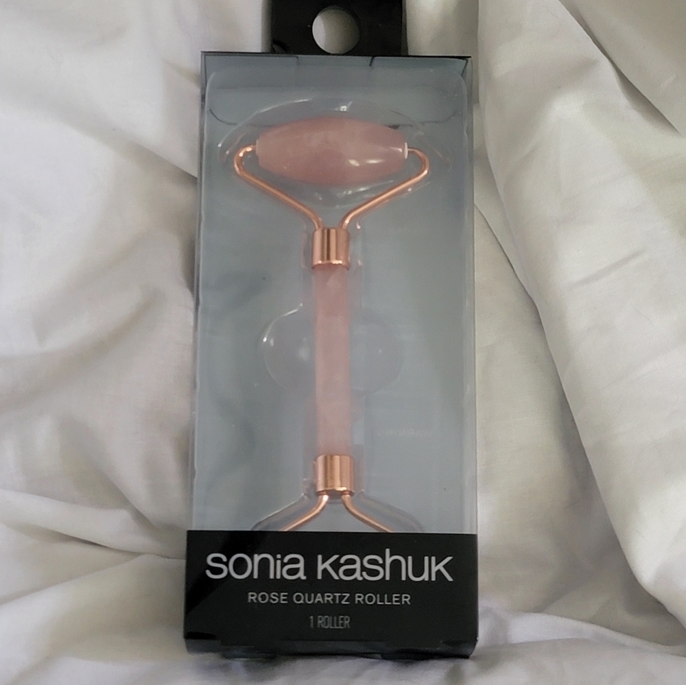 Sonia Kashuk Rose Quartz Roller